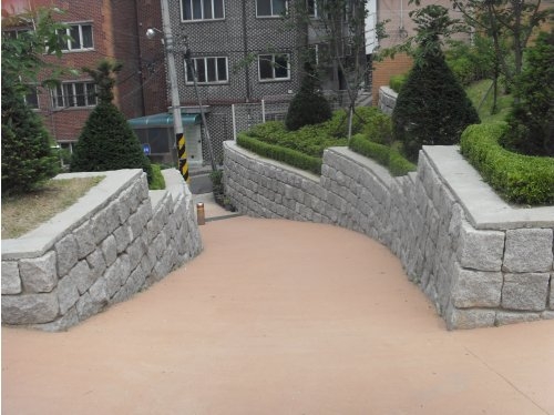 35_9468359